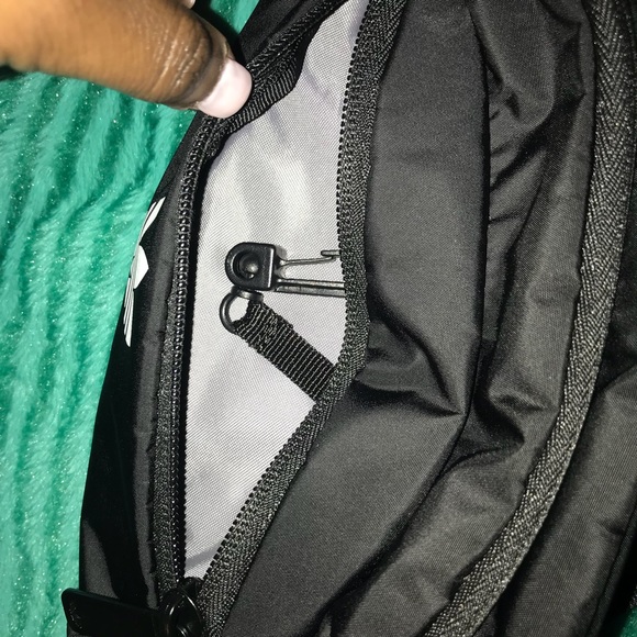 Adidas Fanny Pack - Picture 4 of 6
